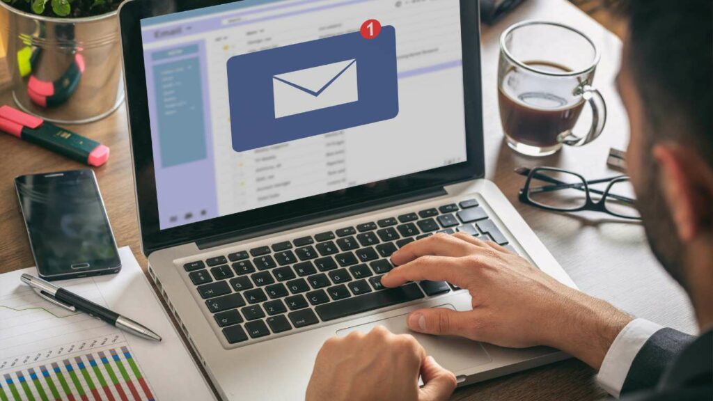 E-Mail-Marketingkampagnen können effektiv sein, um B2B-Leads zu generieren.